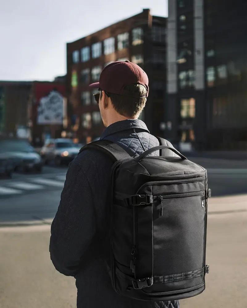 38L TSA-freundlicher Handgepäck-Reiserucksack mit Laptopfach