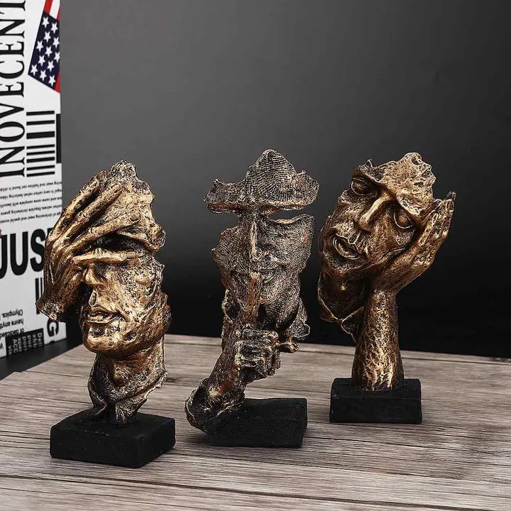 Abstracte goldene Skulptur – Soren