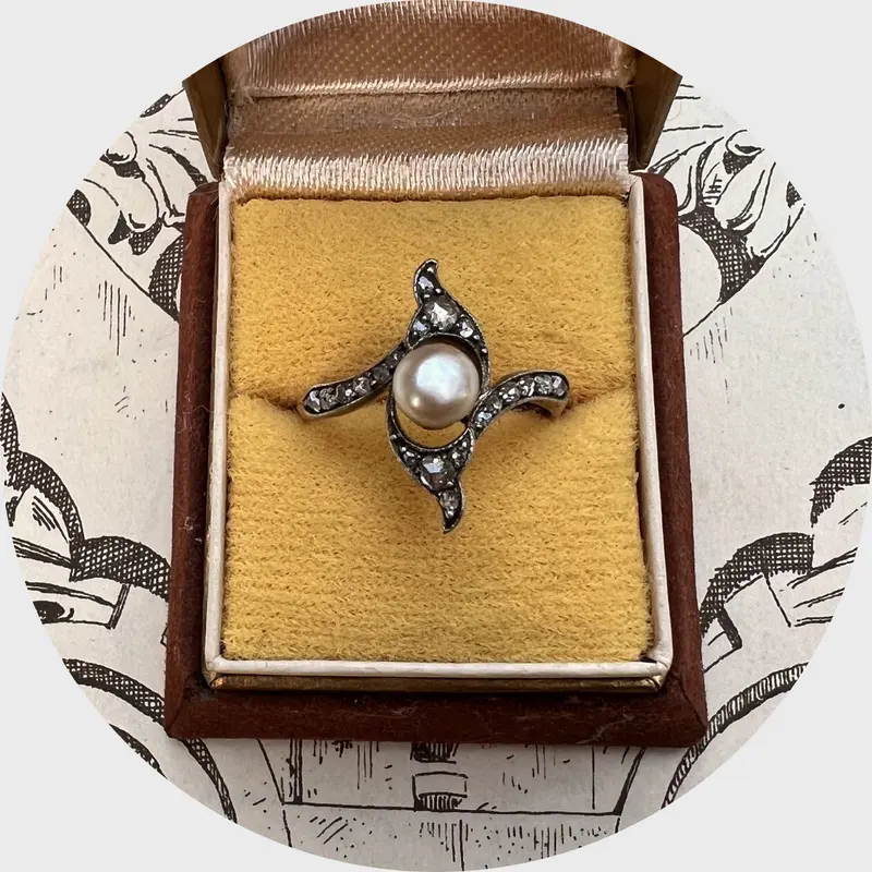 Belle Epoque Pearl & Diamonds Crossover Ring