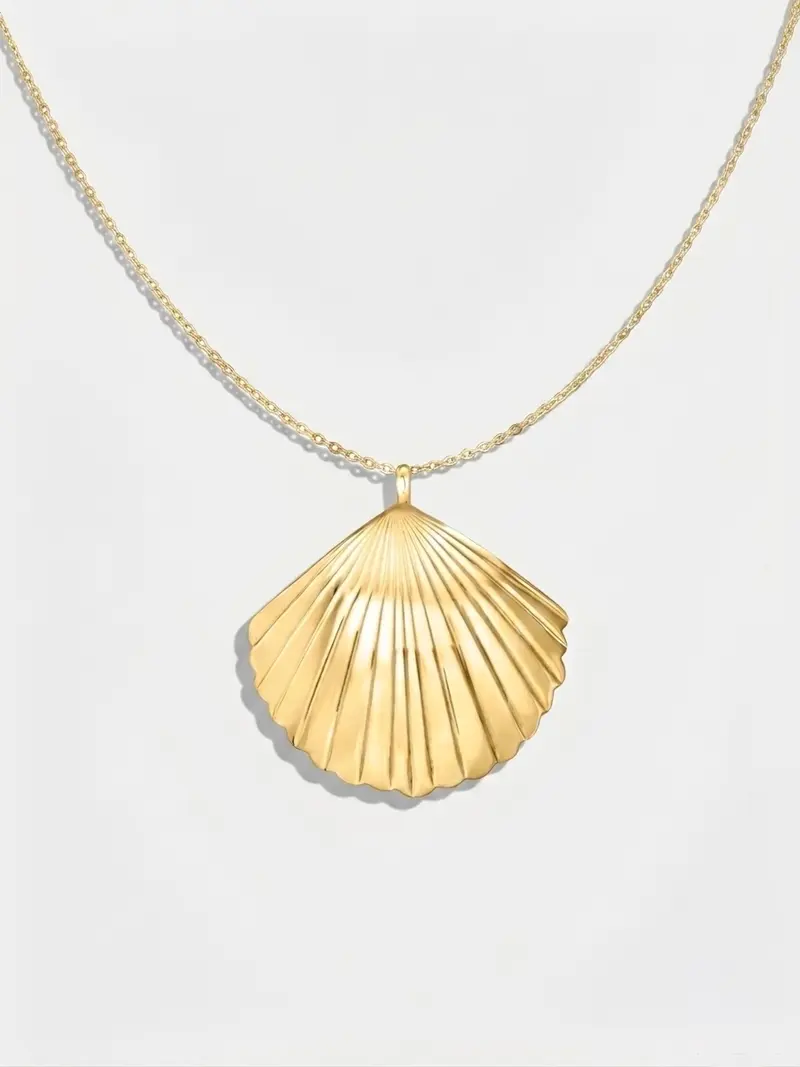 Big Shell Necklace Gold