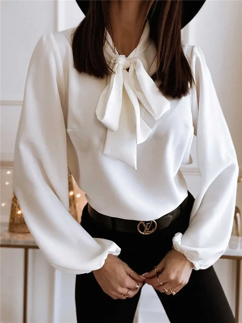 Bluse mit Schleife für Frauen - Herbst 2025 Kollektion