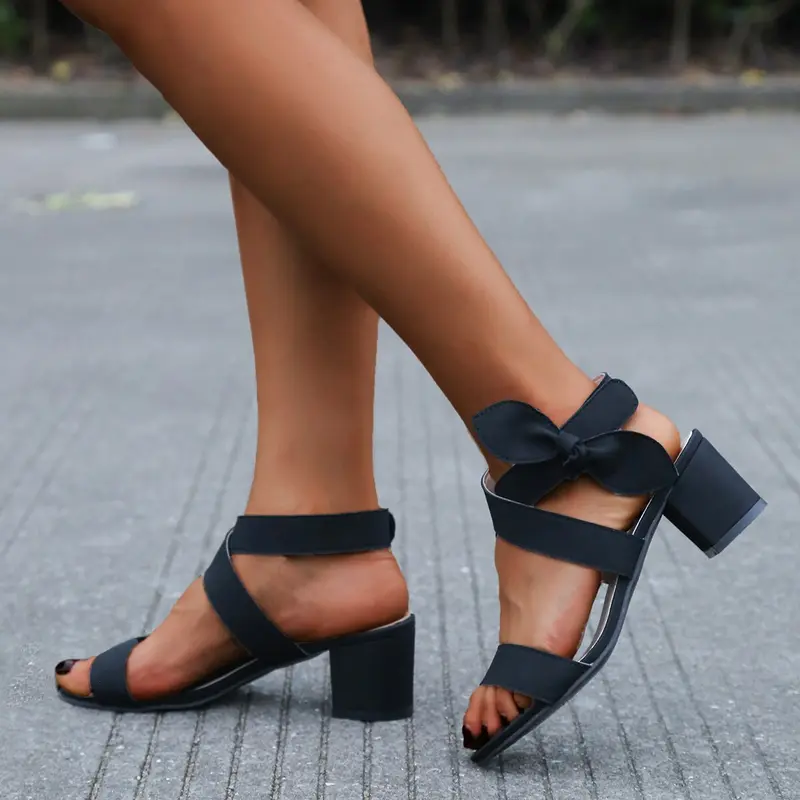 Bohème-Sandalen für Frauen - Sommer 2025 Kollektion