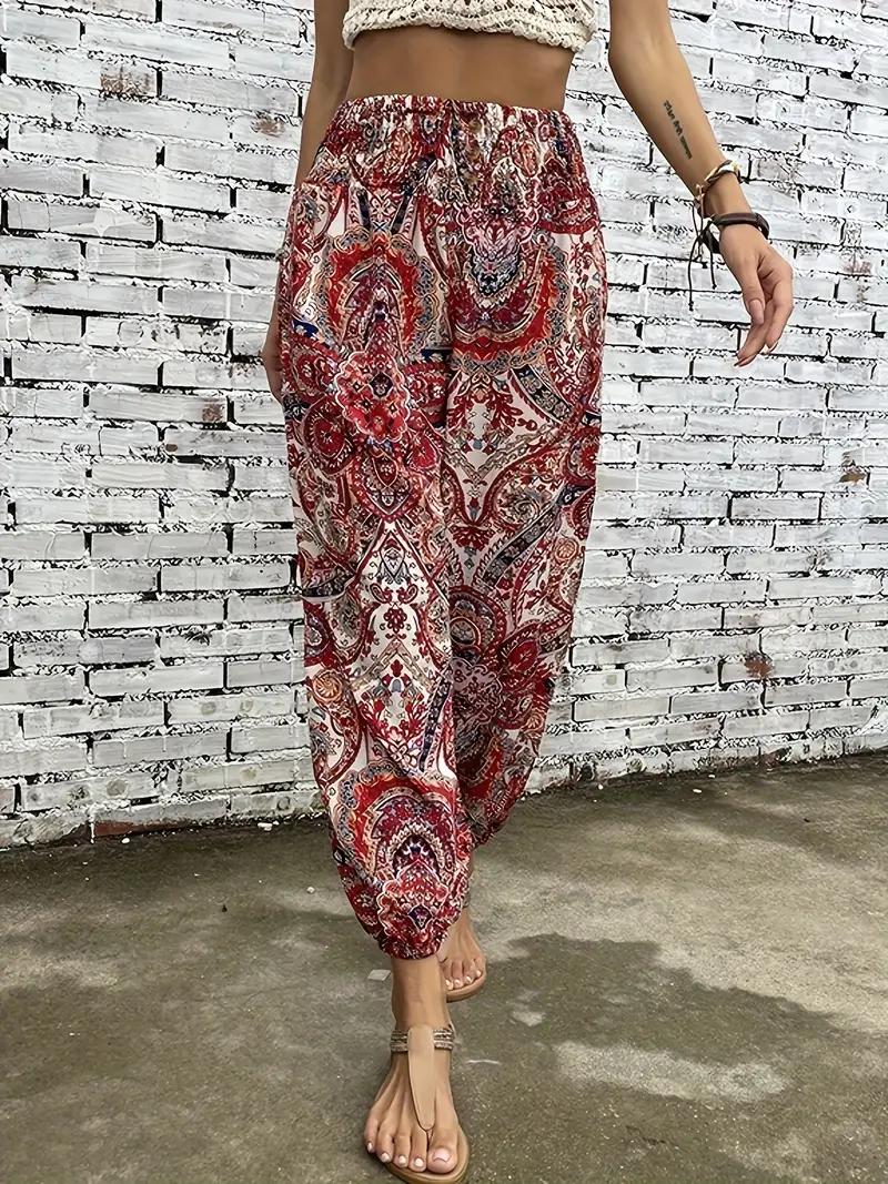 Boho-Chique Damenhose mit grafischem Druck – Solara
