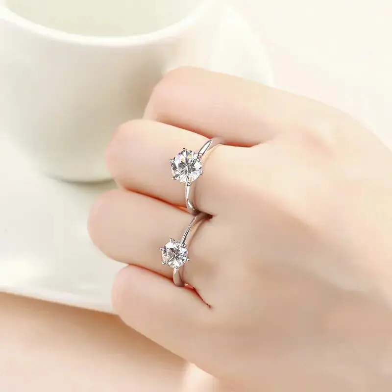 Brillanter GRA-Moissanit-Ring