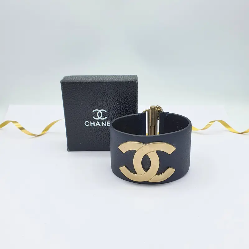 Chanel CC Logo Leather Bracelet