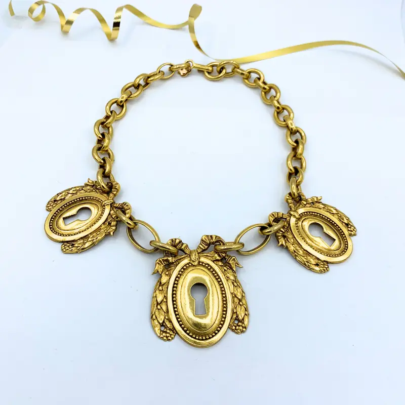 Christian Dior Keyhole Necklace