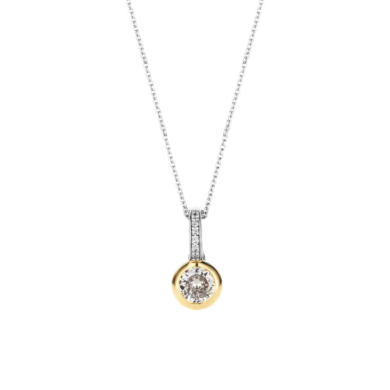 Classic Round Zirconia Necklace with pendant