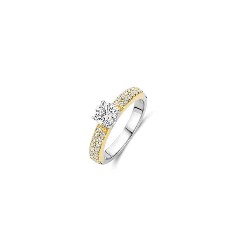 Classic Zirconia Ring with stone