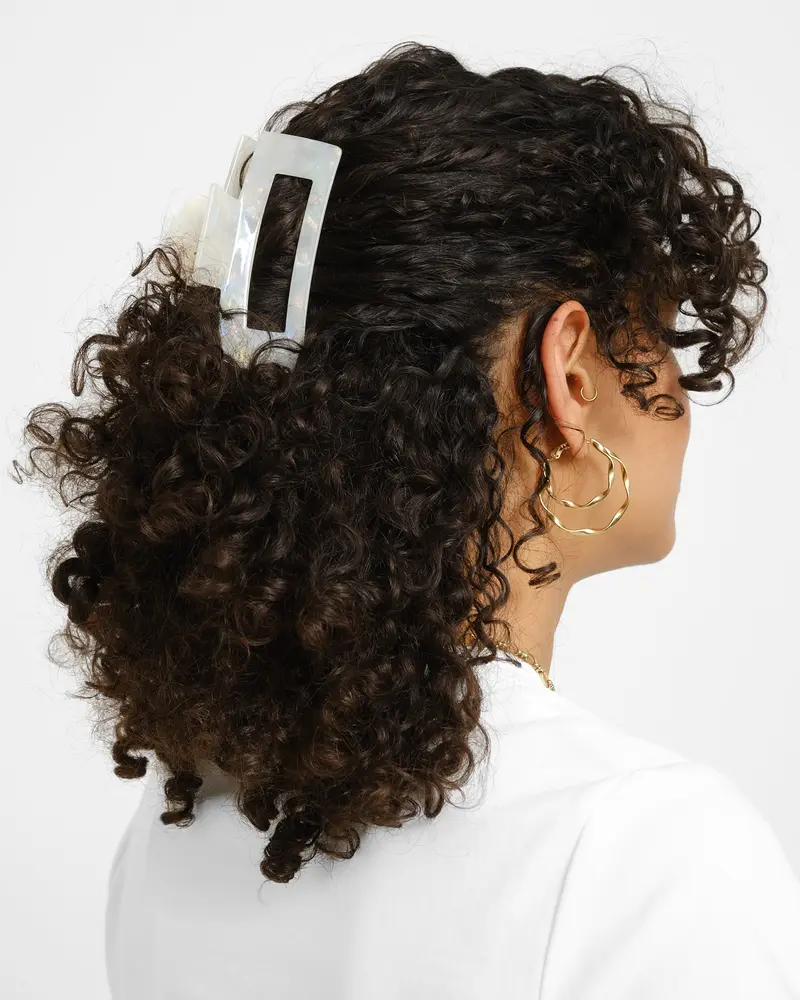 Claw Clip Shimmer White