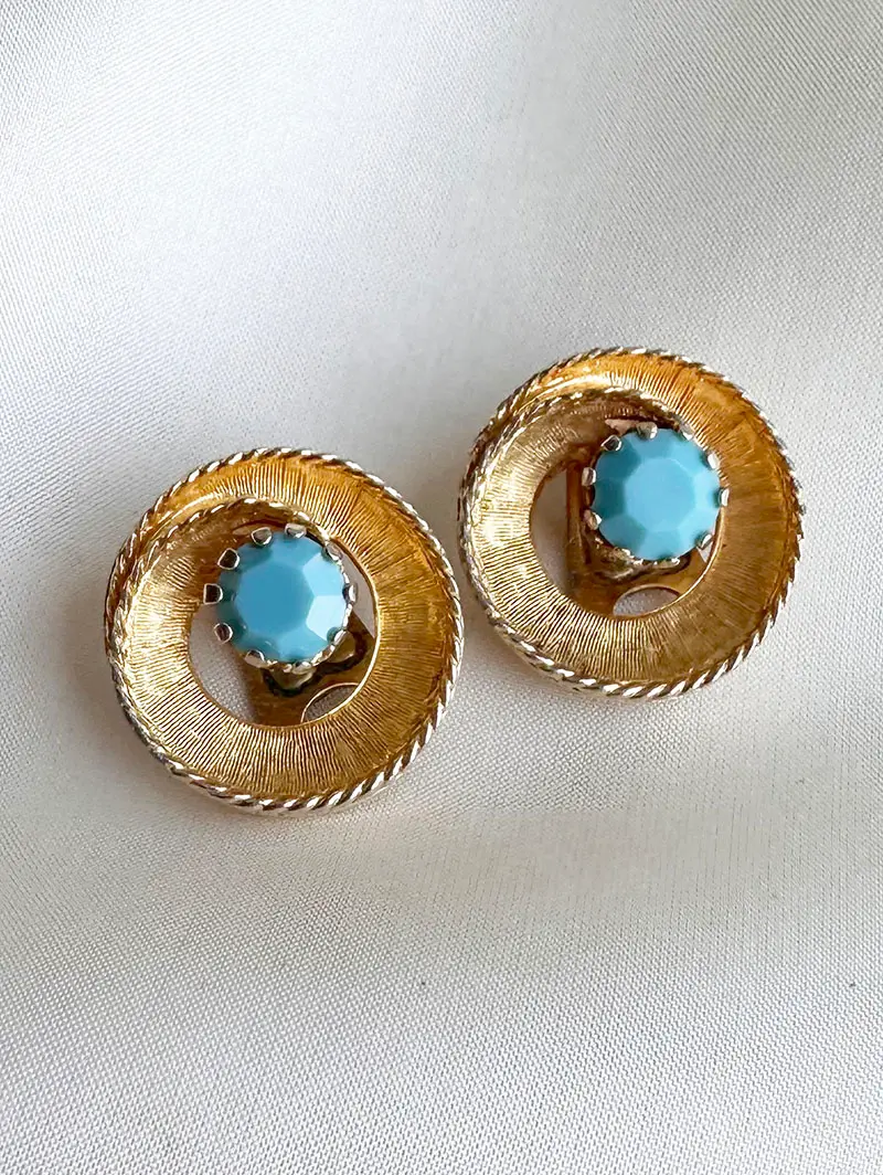 Clip oorbellen met turquoise steentje