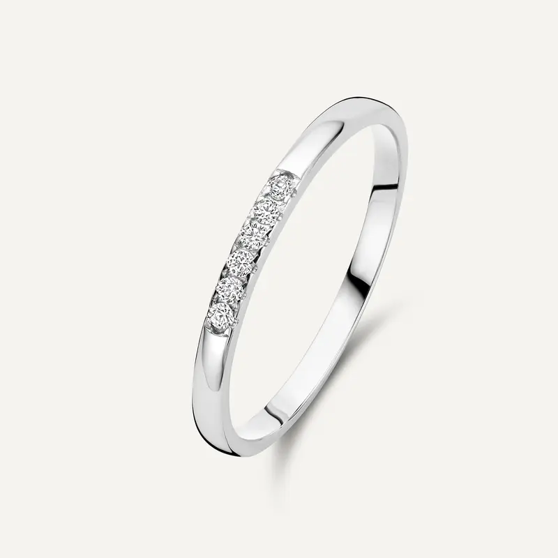 Cubic Zirconia Line Ring