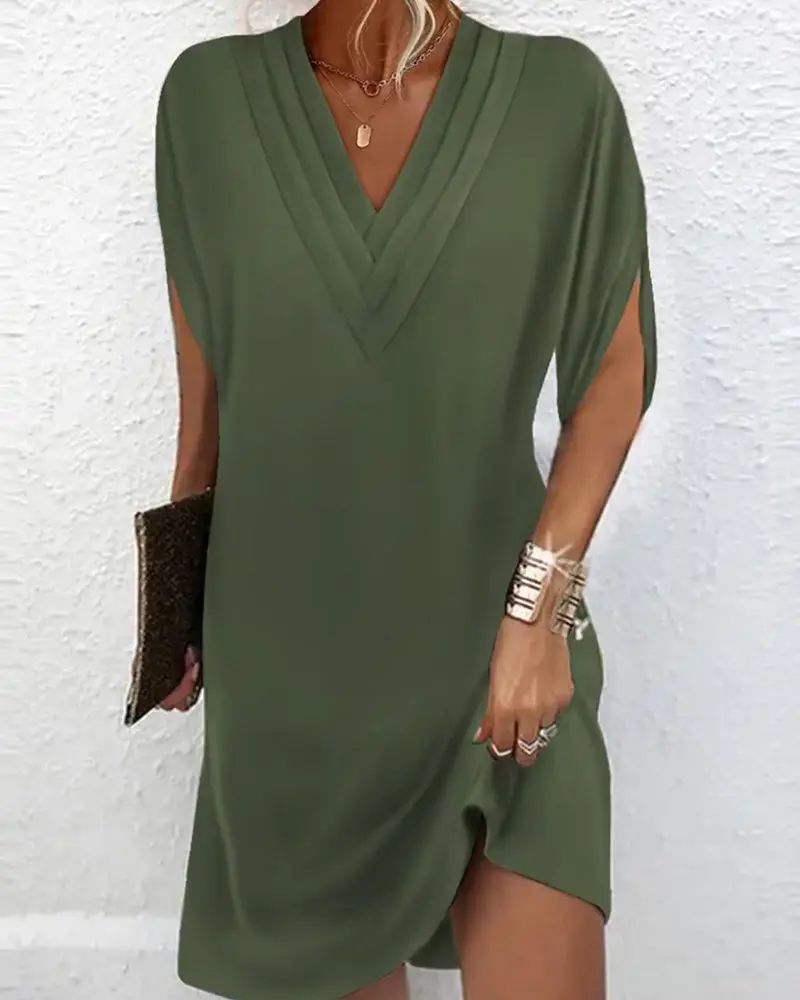 Damenkleid mit V-Ausschnitt & lockerer Passform – Saphira