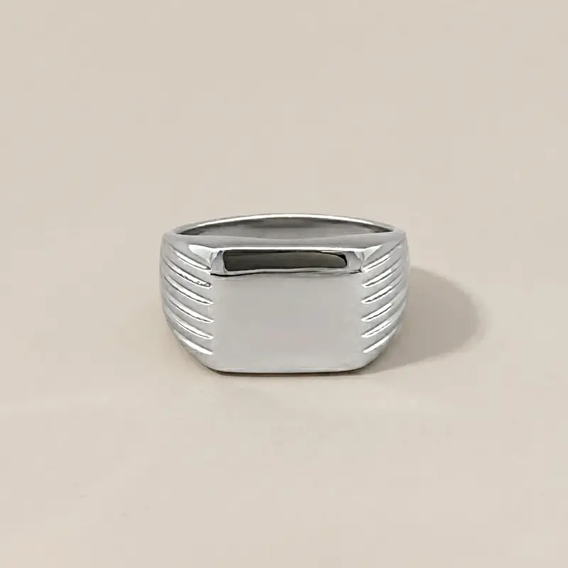 Detailed Signet Ring Silver