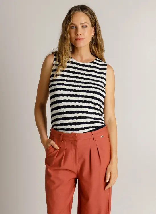 Dewi - IVY BEAU - Top - Dark Blue/Multi-Colour