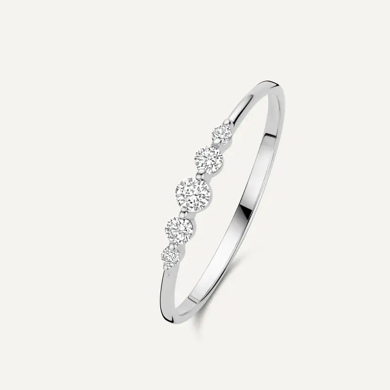 Diamond Graduated Ring (0.17 ct)