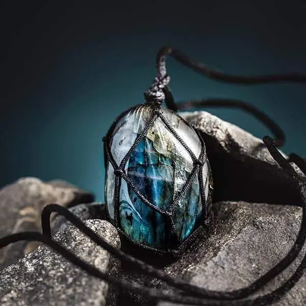 Drakenhart Labradoriet Ketting - Astrid