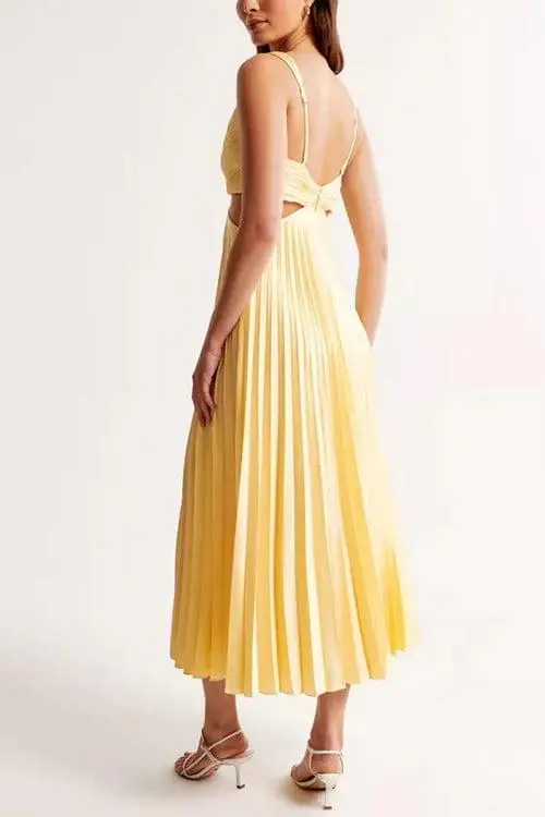 Elegantes Plissiertes Kleid mit Figurschmeichelnder Passform – Emilie