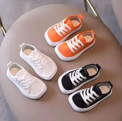 Ergonomische Barfuß-Sneaker für Kinder - FlexiSteps
