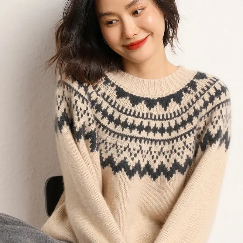 Gemütlicher Winter-Strickpullover für Damen - Chloe