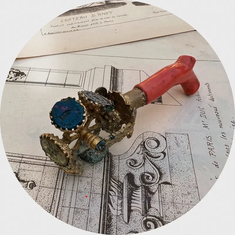 Georgian Six Wax Seals Wheel with Coral Handle