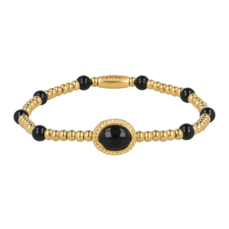 Gouden armband met een ovale Onyx edelsteen