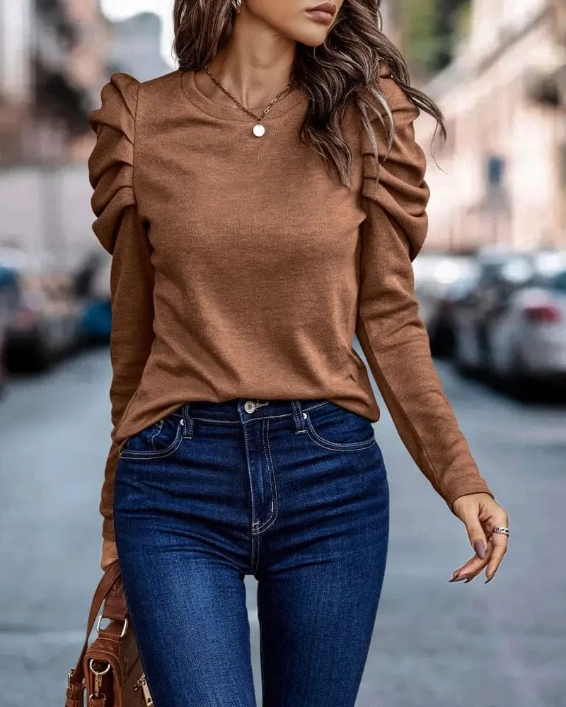 Herbstliche Bluse mit kurzen Puffärmeln und Rundhals - Eva