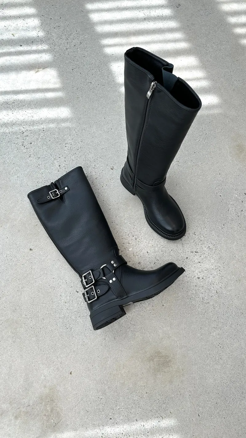 Herbstliche Coole Schwarze Combat-Stiefel – Aris
