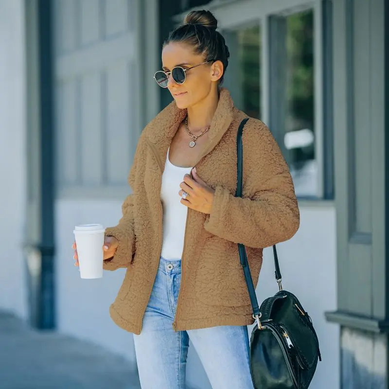 Herbstliche MadeleineJacket I Kuschelige Plüschjacke für Frauen