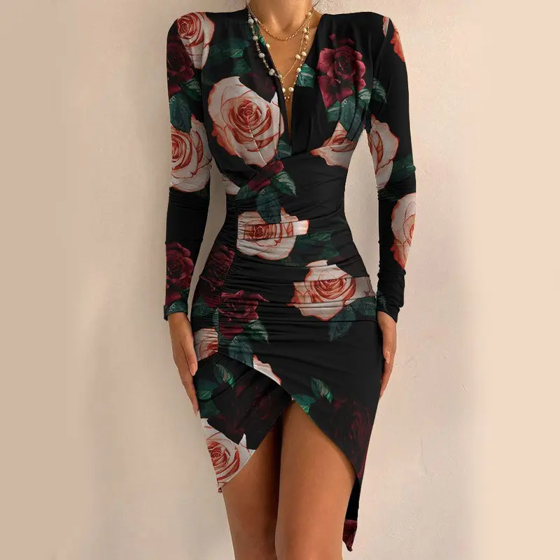 Herbstliches Modisches Kleid mit Frontschlitz