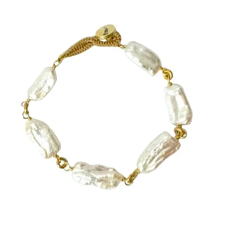 Ibu bracelet casey