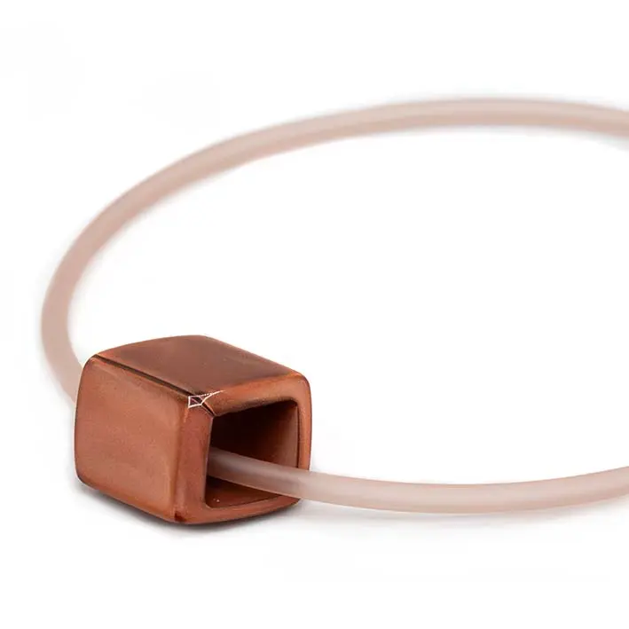 Ketting van RUBBER 1 lijns met Cube Copper