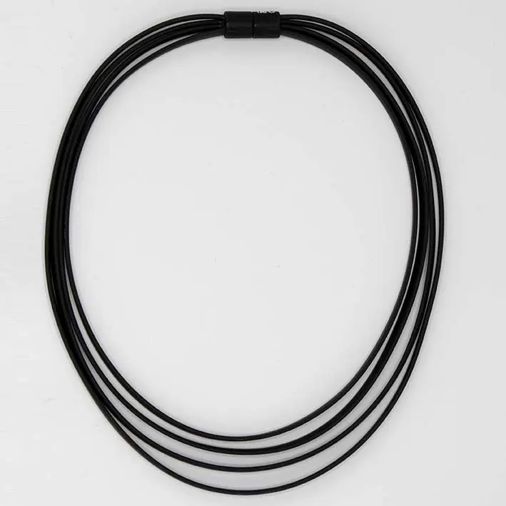 Ketting van rubber Ribbon, zwart, 4-lijns