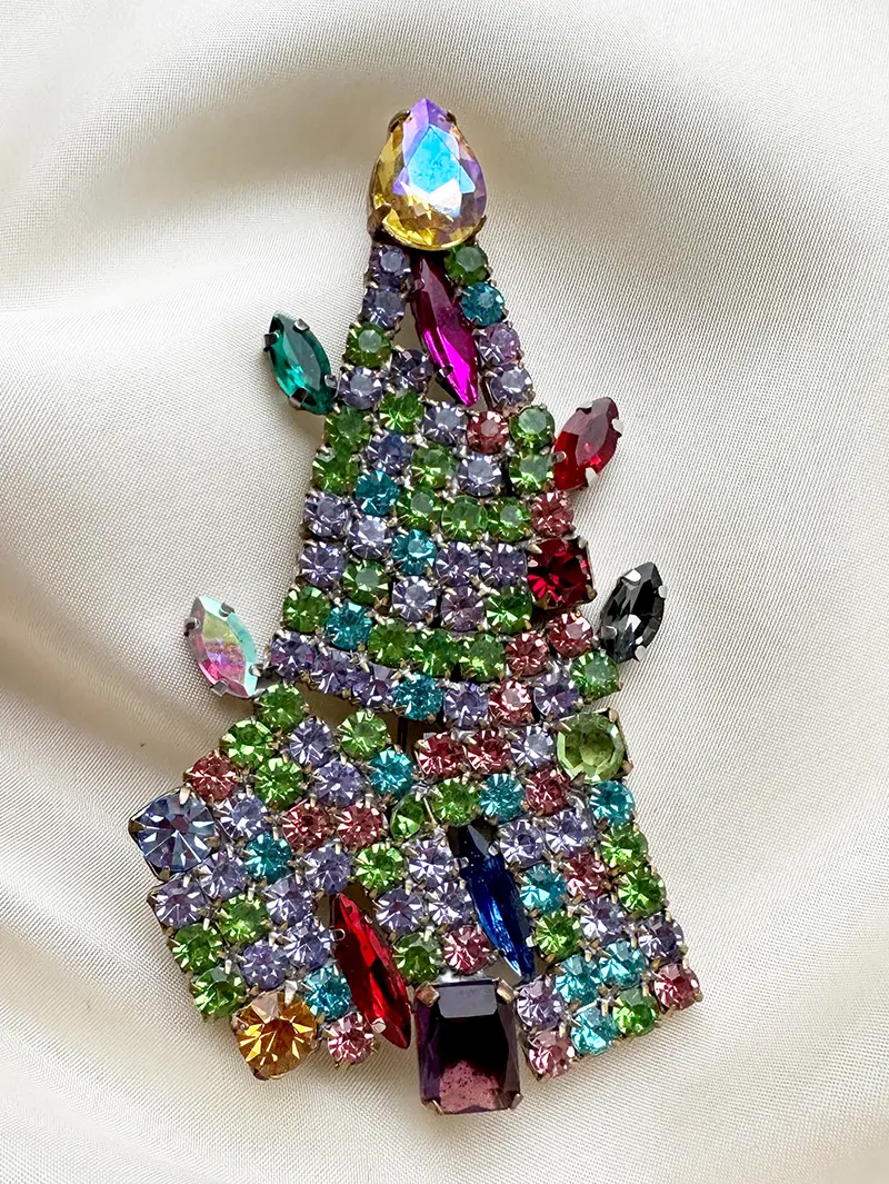 Kristalglazen kerstboombroche met uraniumglas
