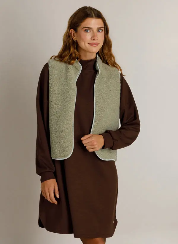Kyla - IVY BEAU - Vest - Smoked Green