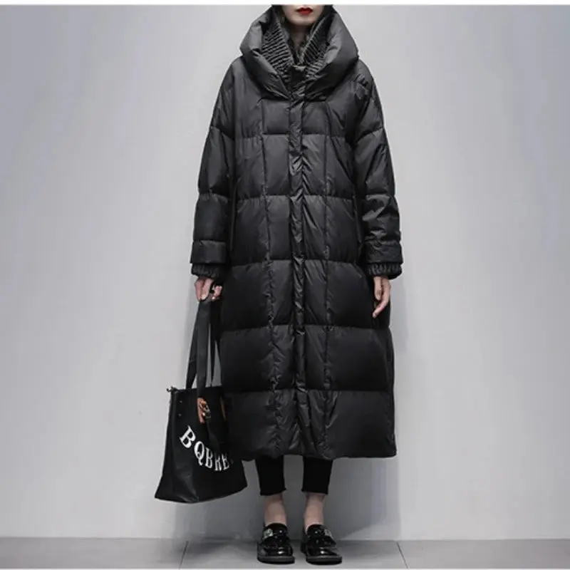Langer Gefütterter Damen-Wintermantel - Amara Winterzauber Edition