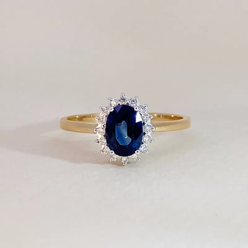 Large Lady Di Ring