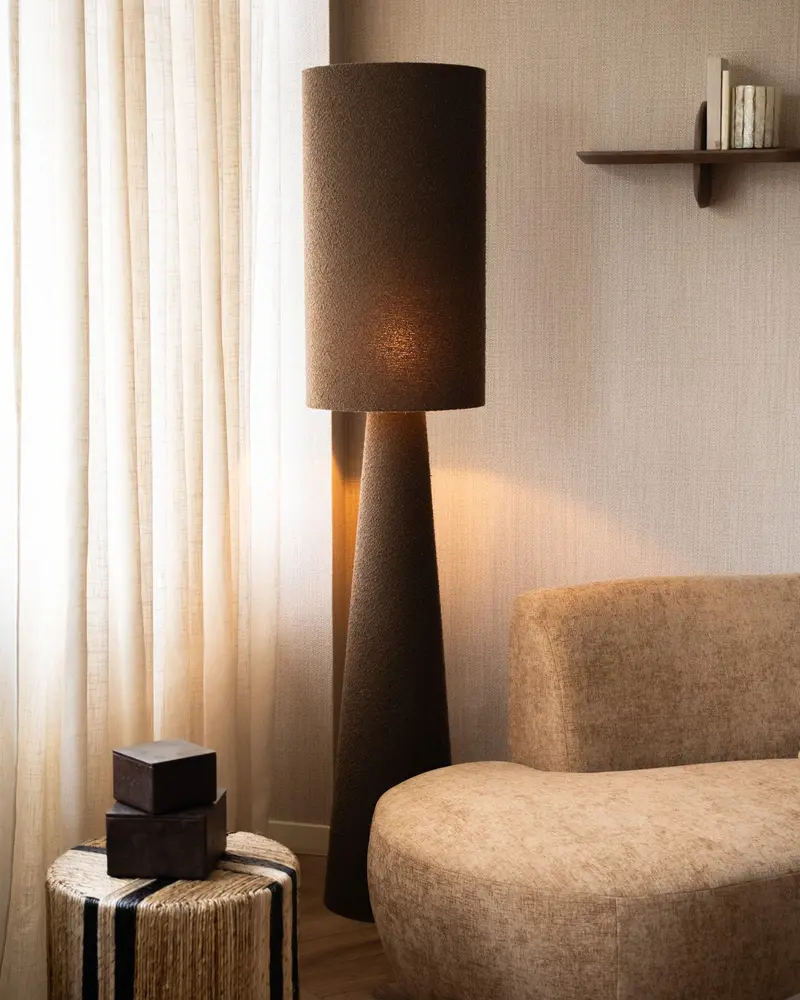 Large Vloerlamp Kaye Bruin