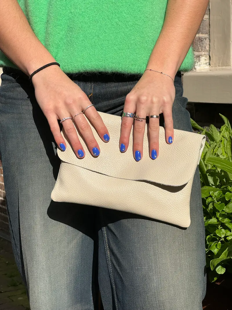 leren clutch ivoor