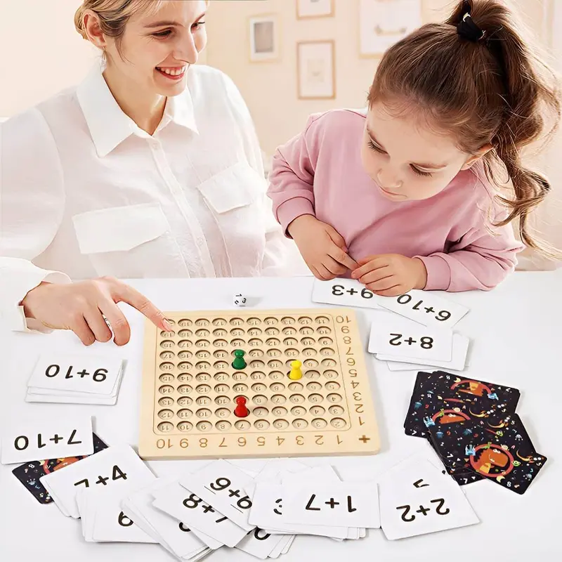 Lernspiel Holzbrett zur Multiplikation 1–10 mit Karten & Würfeln