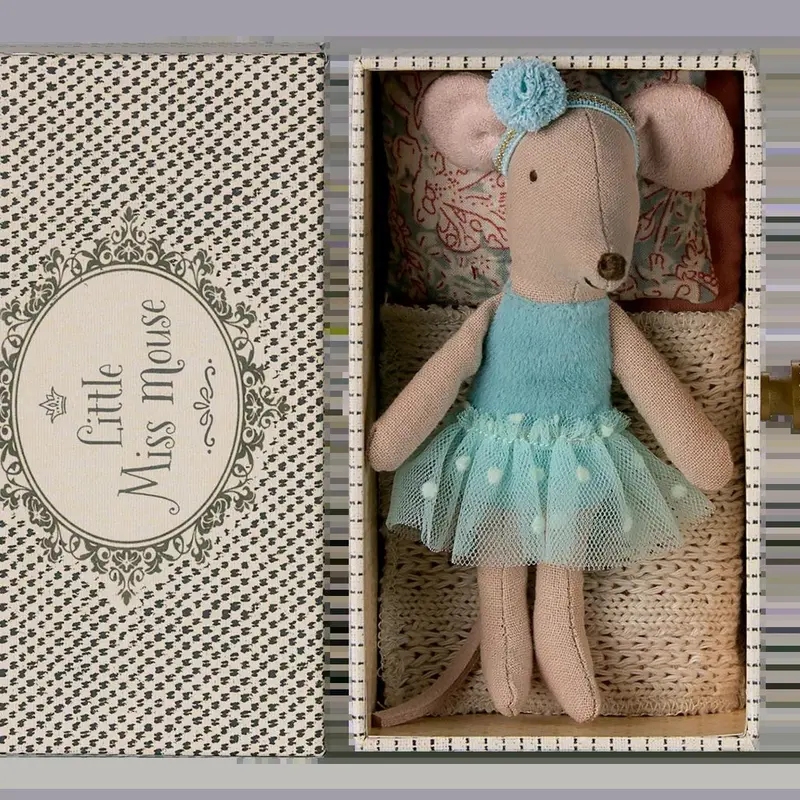 Maileg dance mouse in daybed little sister