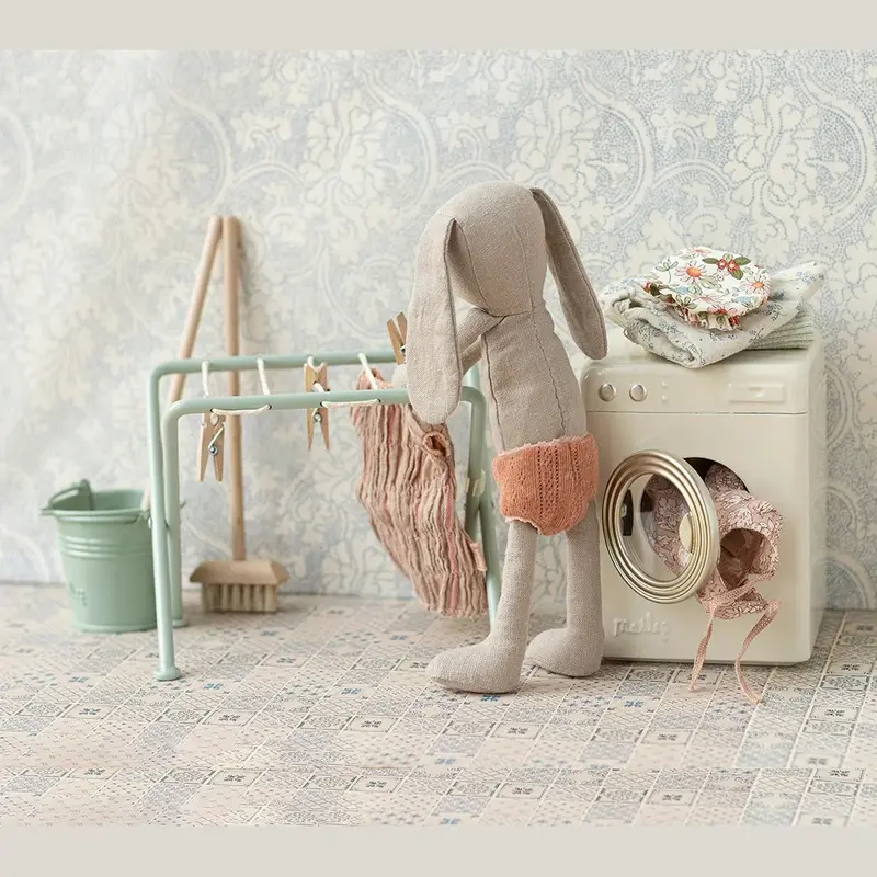 Maileg drying rack with pegs miniature