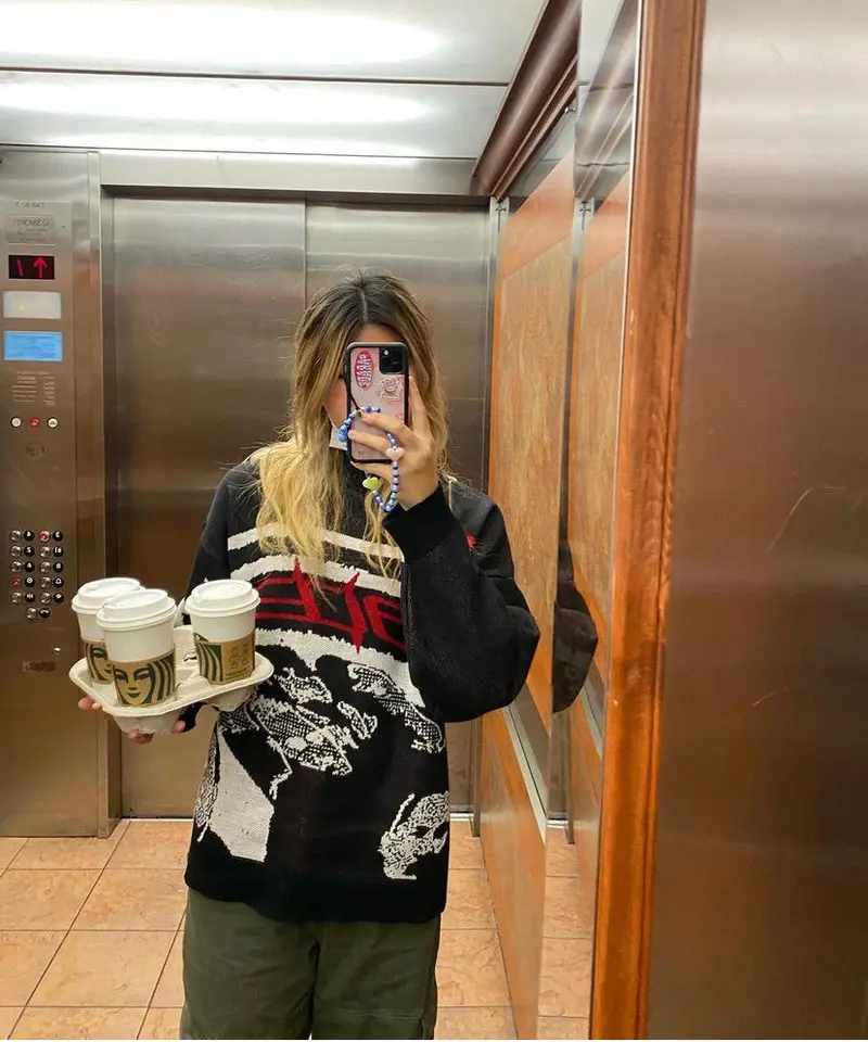 Mary Sweater | Ein gemütlicher Herbst-Streetwear-Pullover