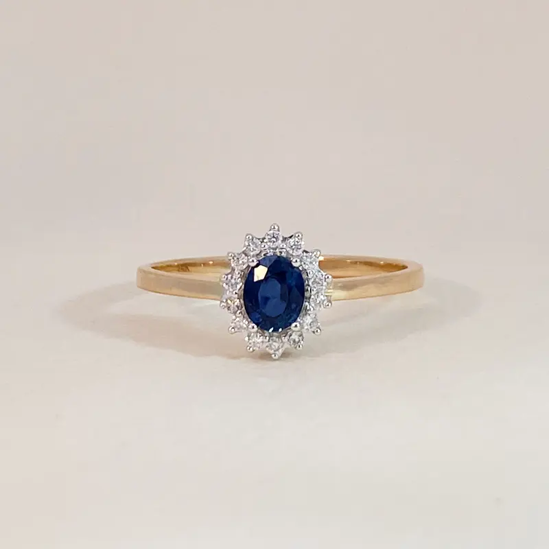 Medium Lady Di Ring