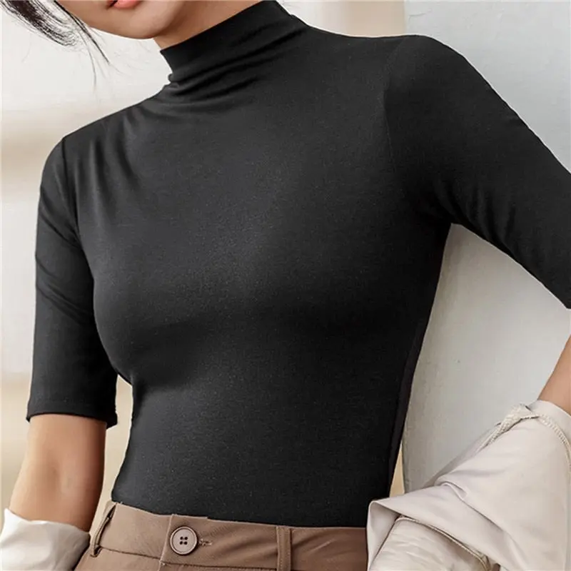 Nahtlose Damenrollkragenpullover mit schlanker Passform – Nina Herbstedition