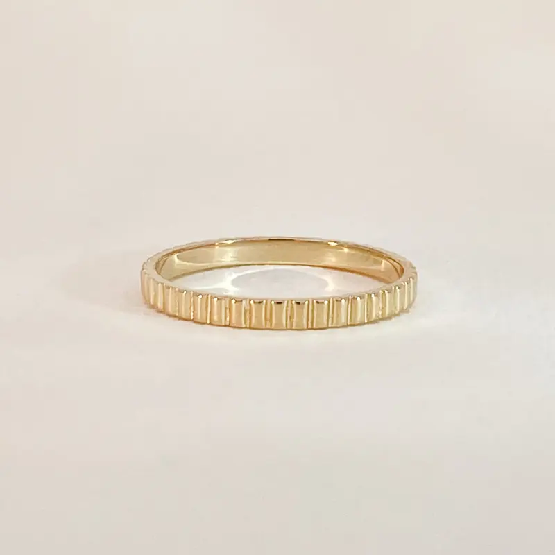 Oro Contour Ring