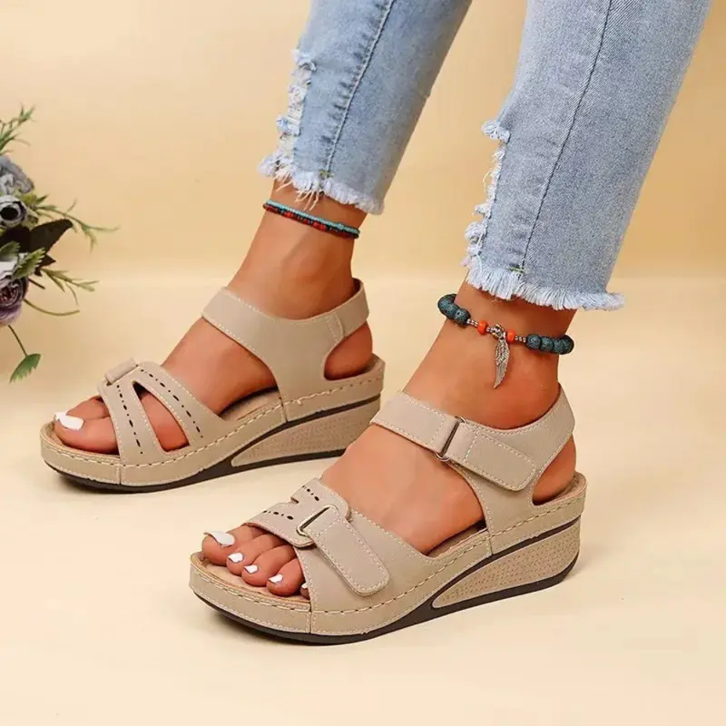 Orthopädische Sandalen mit Keilabsatz | Schmerzstillendes Schuhwerk für Sommer 2025