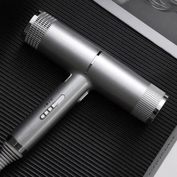 Professioneller Haartrockner – Velair