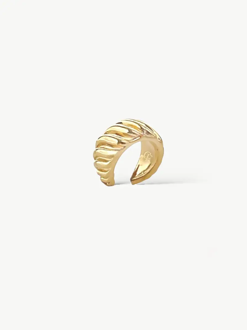 Ridged Ear Cuff Gold