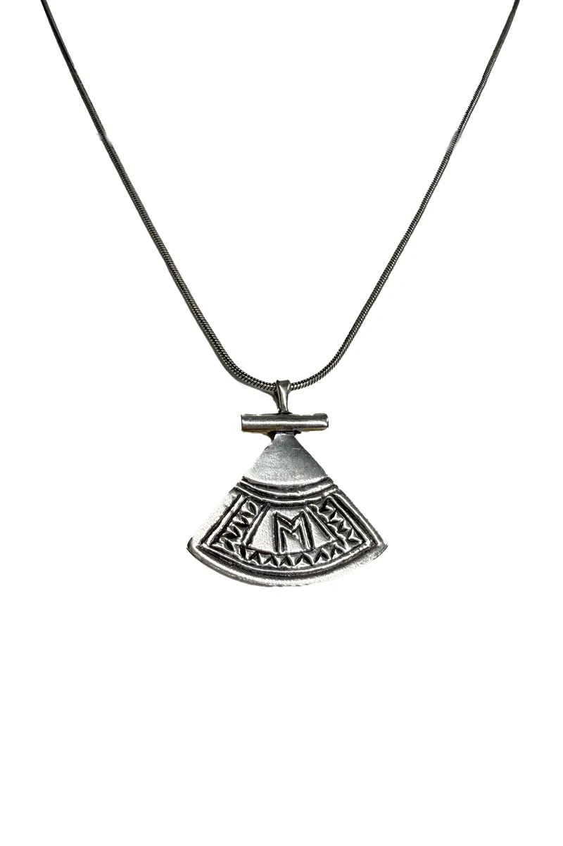Sally Triangle Necklace 50 cm - Silver Plated