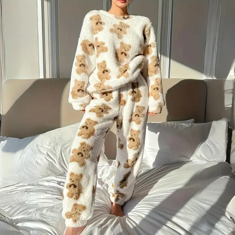 Samtweiches Winter-Pyjama-Set mit Bärenmotiv – Mila